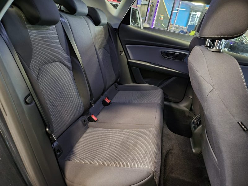 SEAT LEON 1.0 TSI BVM6 115cv STYLE / SUIVI COMPLET / RADAR DE RECUL / PHARES LED / GPS TACTILE