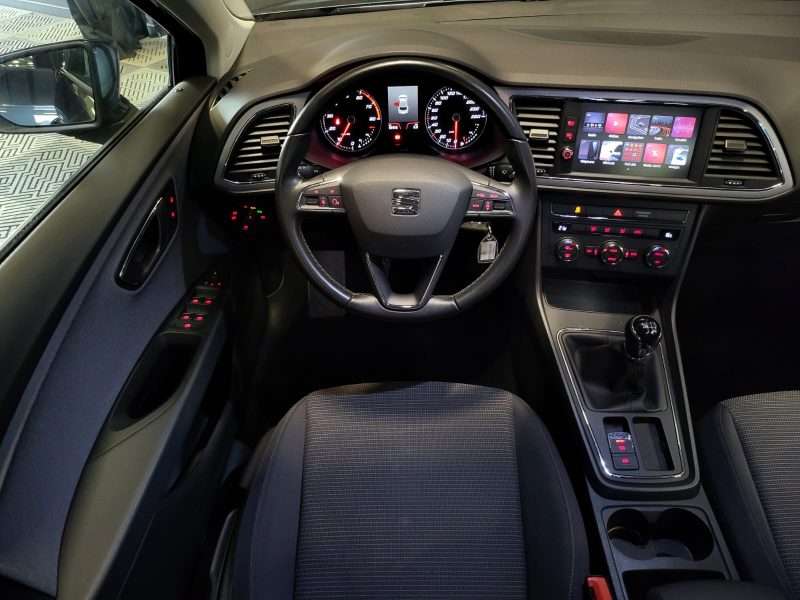 SEAT LEON 1.0 TSI BVM6 115cv STYLE / SUIVI COMPLET / RADAR DE RECUL / PHARES LED / GPS TACTILE