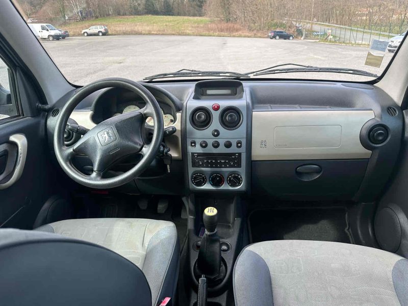 PEUGEOT PARTNER Monospace 2006