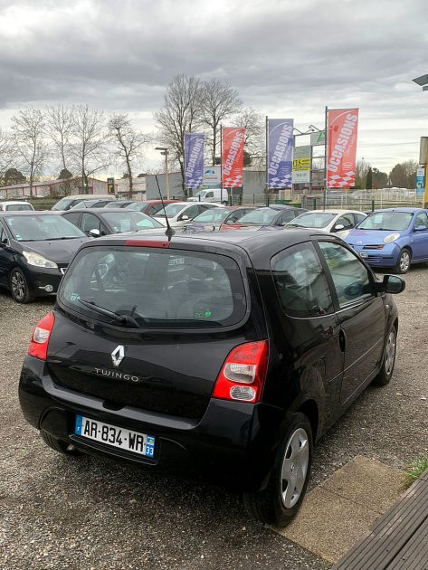 RENAULT TWINGO II 2010