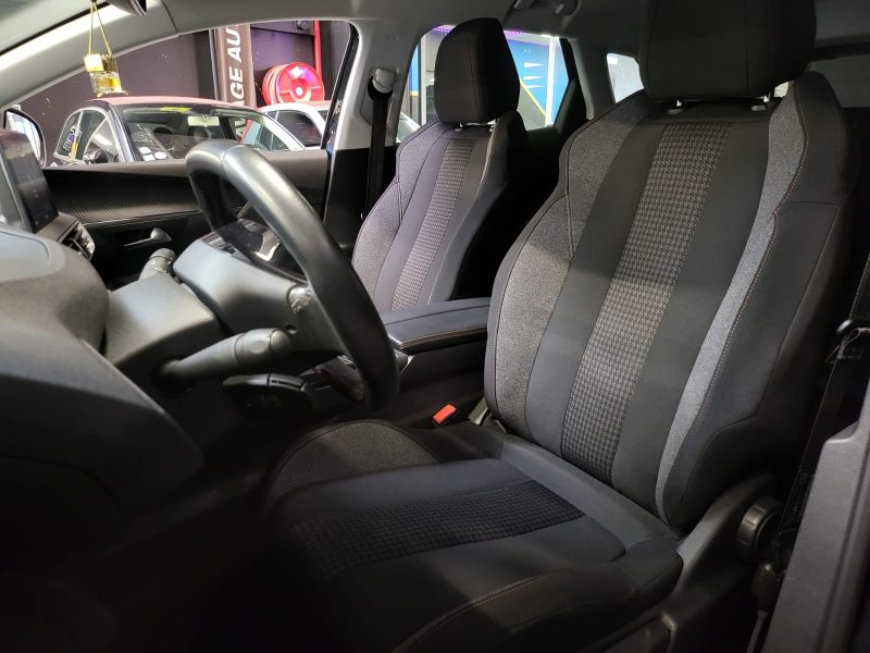 PEUGEOT 3008 1.5 BlueHDi BVM6 130cv ACTIVE BUSINESS / CARPLAY / RADAR AR / SUIVI COMPLET