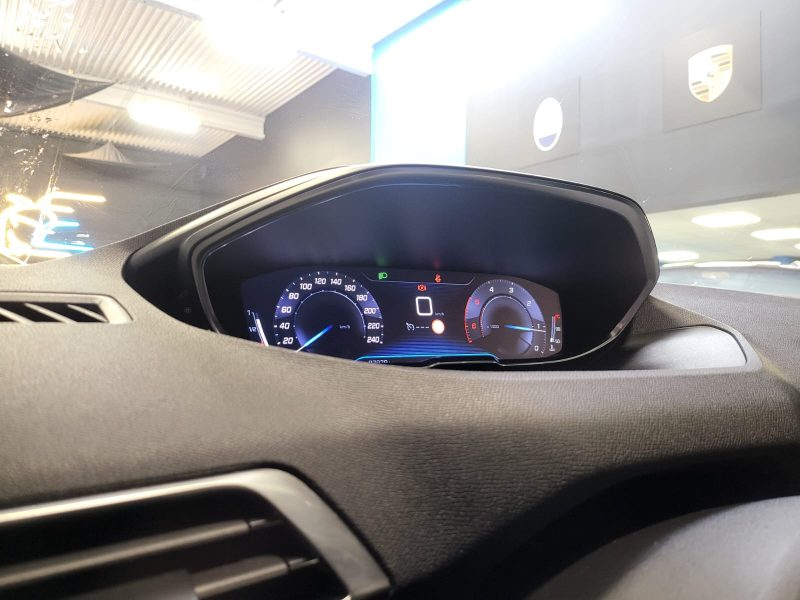 PEUGEOT 3008 1.5 BlueHDi BVM6 130cv ACTIVE BUSINESS / CARPLAY / RADAR AR / SUIVI COMPLET