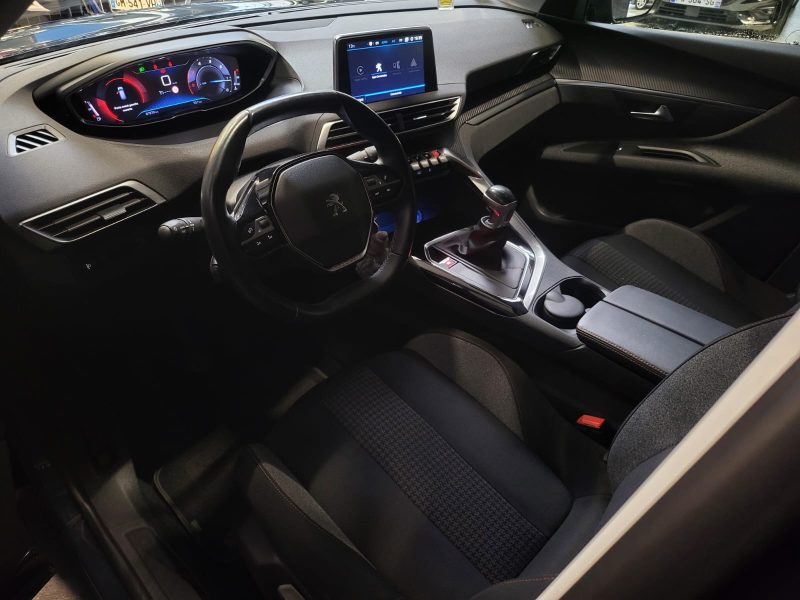 PEUGEOT 3008 1.5 BlueHDi BVM6 130cv ACTIVE BUSINESS / CARPLAY / RADAR AR / SUIVI COMPLET