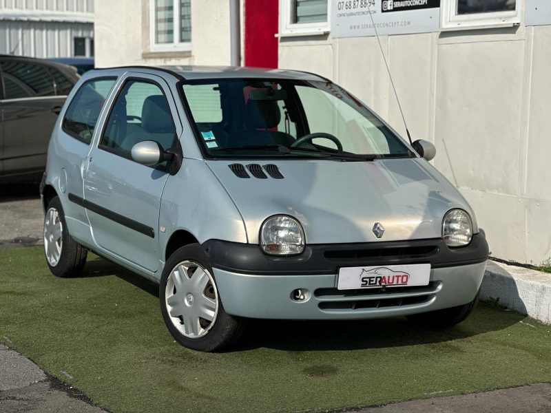RENAULT TWINGO I 2004