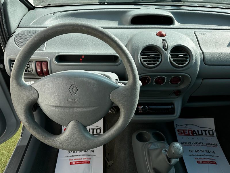 RENAULT TWINGO I 2004