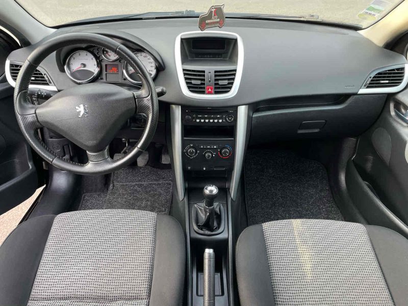 PEUGEOT 207 1.4i 16V 95CV