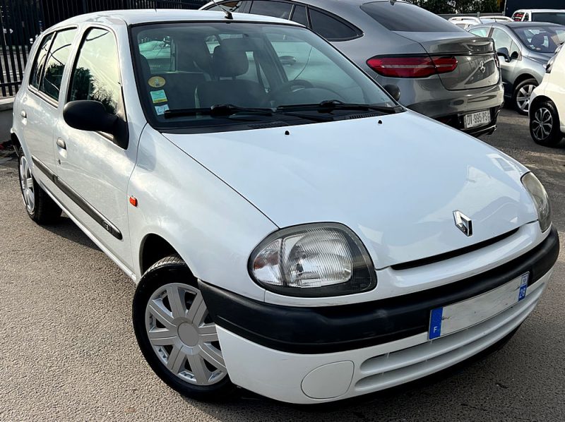 RENAULT CLIO II  II 1.2 60 Cv 5 PORTES KIT BLUETOOTH PAIEMENT EN 4 FOIS CB POSSIBLE - GARANTIE 6 MOI