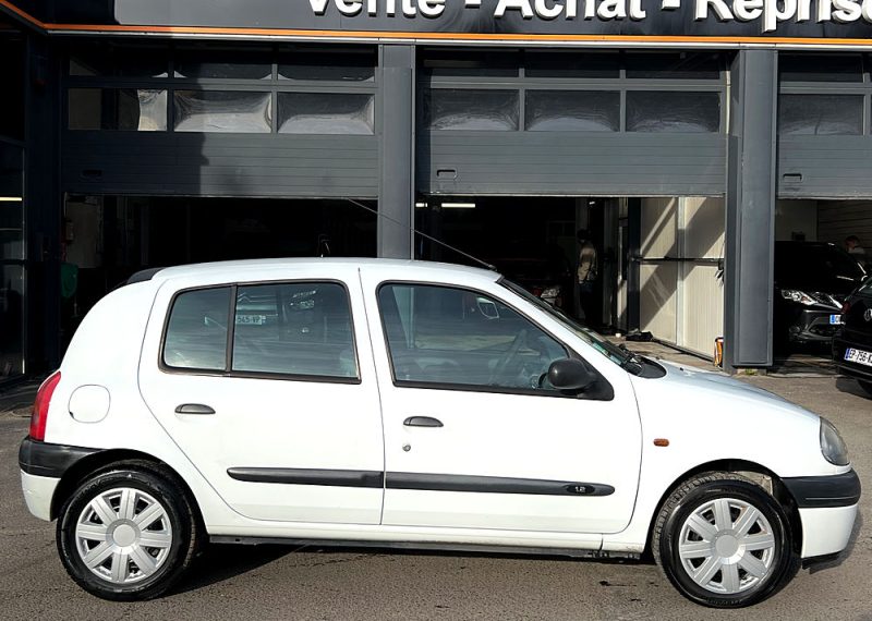 RENAULT CLIO II  II 1.2 60 Cv 5 PORTES KIT BLUETOOTH PAIEMENT EN 4 FOIS CB POSSIBLE - GARANTIE 6 MOI