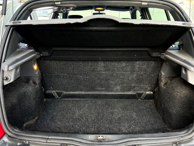 RENAULT CLIO II  II 1.2 60 Cv 5 PORTES KIT BLUETOOTH PAIEMENT EN 4 FOIS CB POSSIBLE - GARANTIE 6 MOI