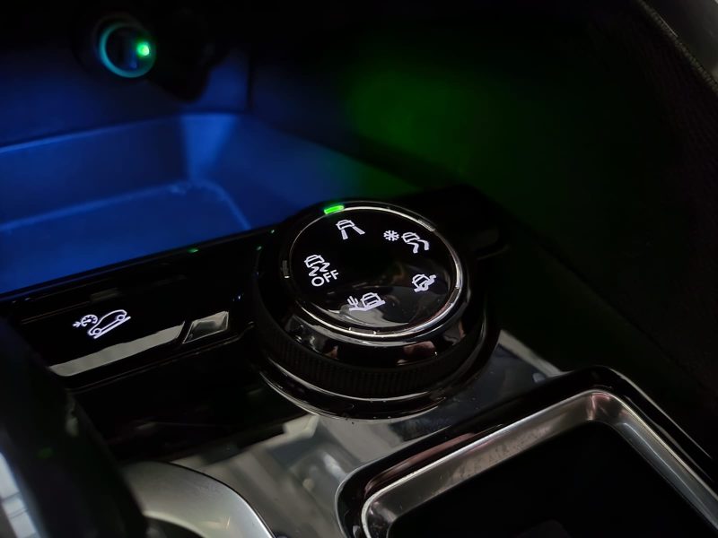 PEUGEOT 3008 1.6 THP 165CV EAT6 GT LINE / TOIT OUVRANT+FOCAL+ATTELAGE+SIEGES CHAUFFANTS