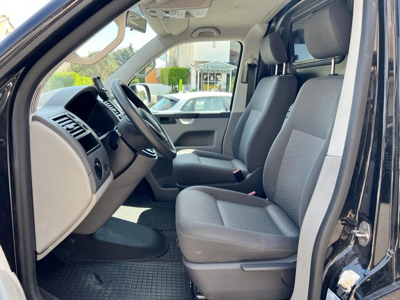 VOLKSWAGEN TRANSPORTER T5 Camionnette 2014