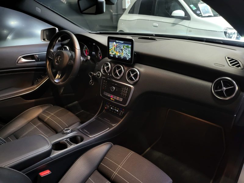 MERCEDES CLASSE A 200 7G-DCT 156CV SENSATION / TOIT OUVRANT/ PACK URBAN/ PACK STYLE