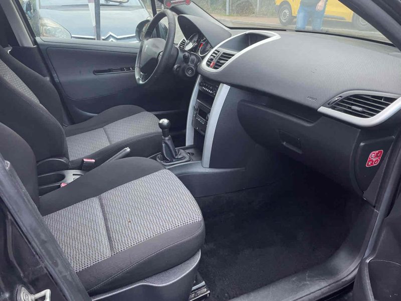 PEUGEOT 207 1.6HDI 90CV