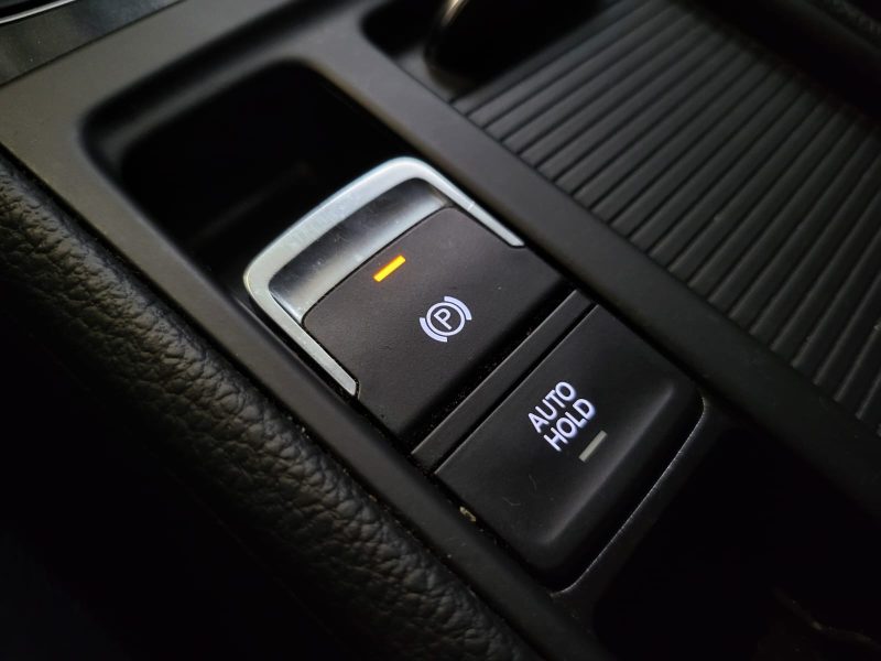 VOLKSWAGEN GOLF VII 1.6 TDI 116cv DSG 7 BUSINESS CONFORTLINE APPLE CARPLAY / REGULATEUR ADAPTATIF / 