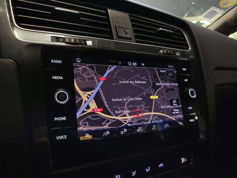 VOLKSWAGEN GOLF VII 1.6 TDI 116cv DSG 7 BUSINESS CONFORTLINE APPLE CARPLAY / REGULATEUR ADAPTATIF / 