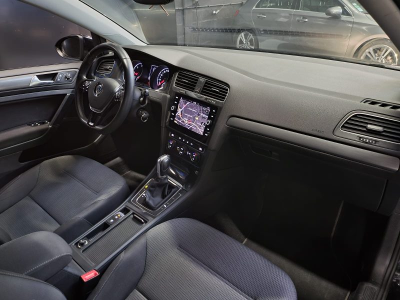VOLKSWAGEN GOLF VII 1.6 TDI 116cv DSG 7 BUSINESS CONFORTLINE APPLE CARPLAY / REGULATEUR ADAPTATIF / 