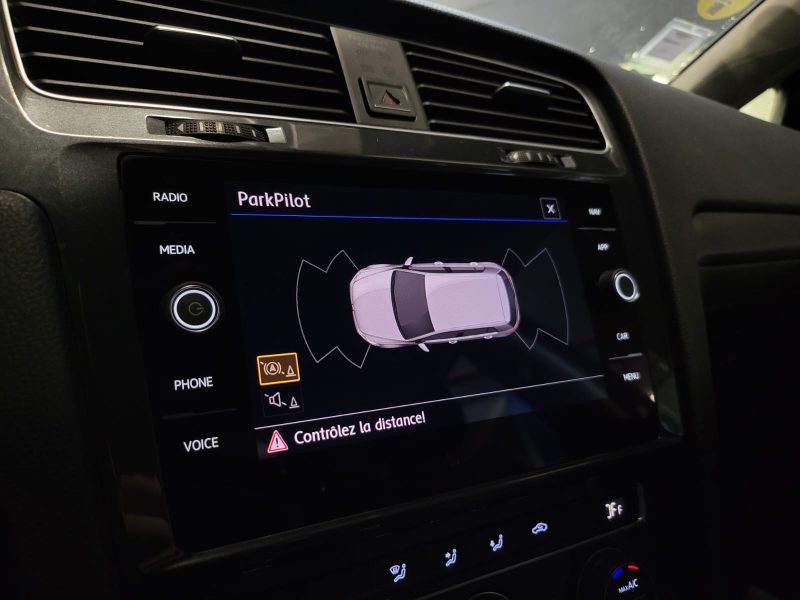 VOLKSWAGEN GOLF VII 1.6 TDI 116cv DSG 7 BUSINESS CONFORTLINE APPLE CARPLAY / REGULATEUR ADAPTATIF / 