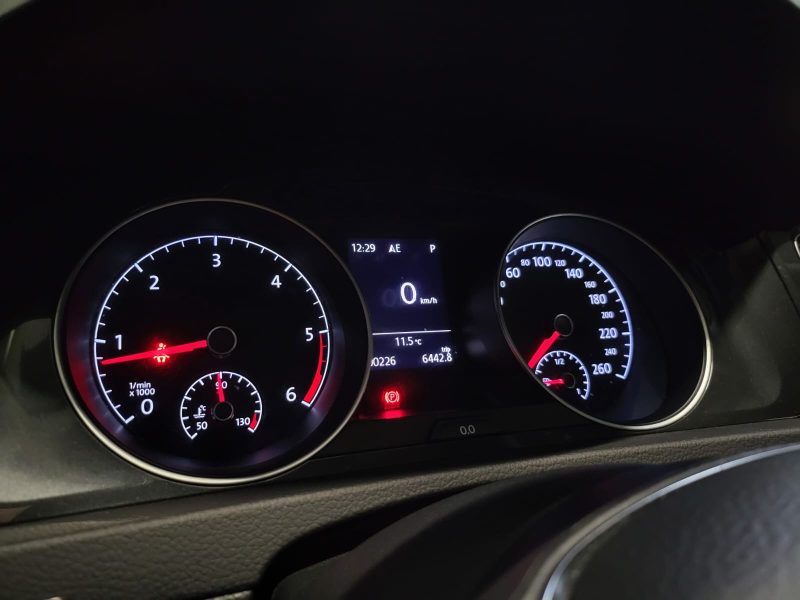 VOLKSWAGEN GOLF VII 1.6 TDI 116cv DSG 7 BUSINESS CONFORTLINE APPLE CARPLAY / REGULATEUR ADAPTATIF / 