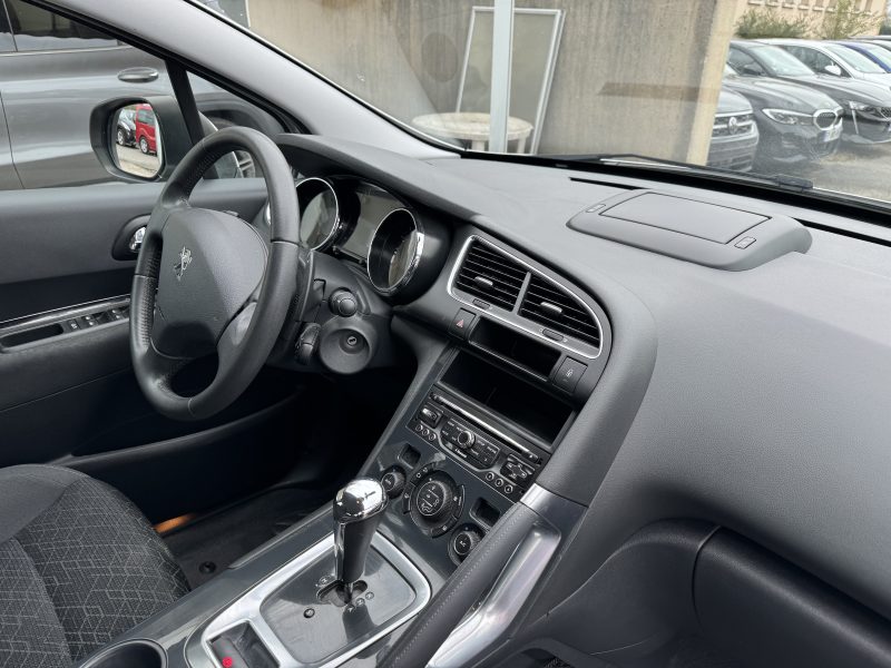 PEUGEOT 3008 1.6 HDI 115CV STYLE BVA