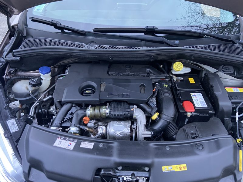 PEUGEOT 208 1.6 HDI 92CV ALLURE