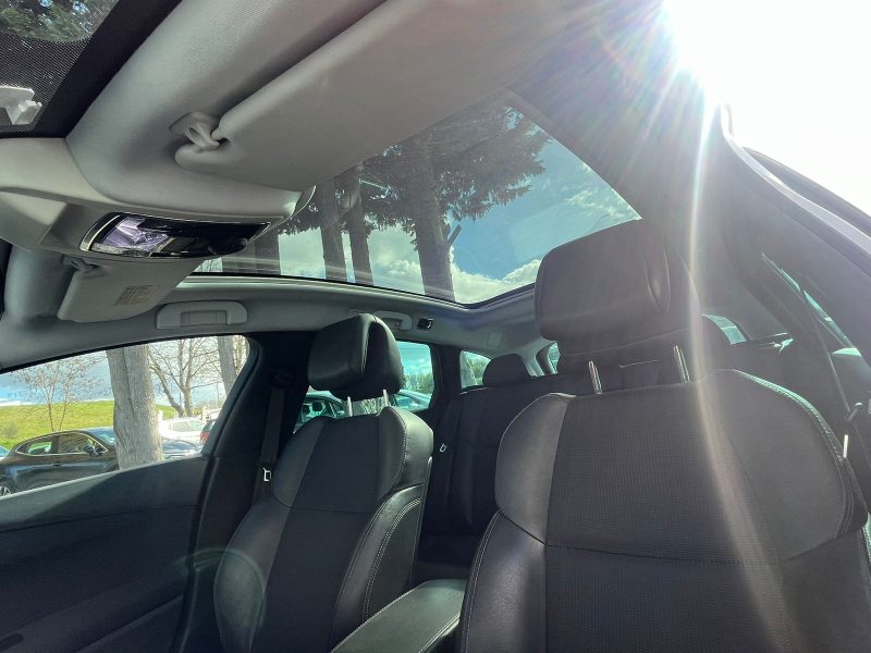 PEUGEOT 508 SW I 2012