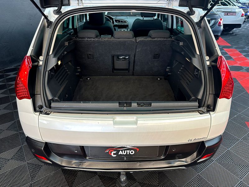 PEUGEOT 3008 Monospace 2012