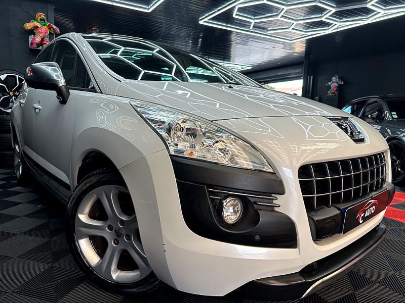 PEUGEOT 3008 Monospace 2012