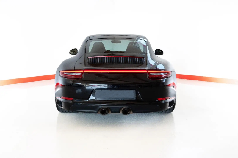 Porsche  911 991 Carrera 4 GTS