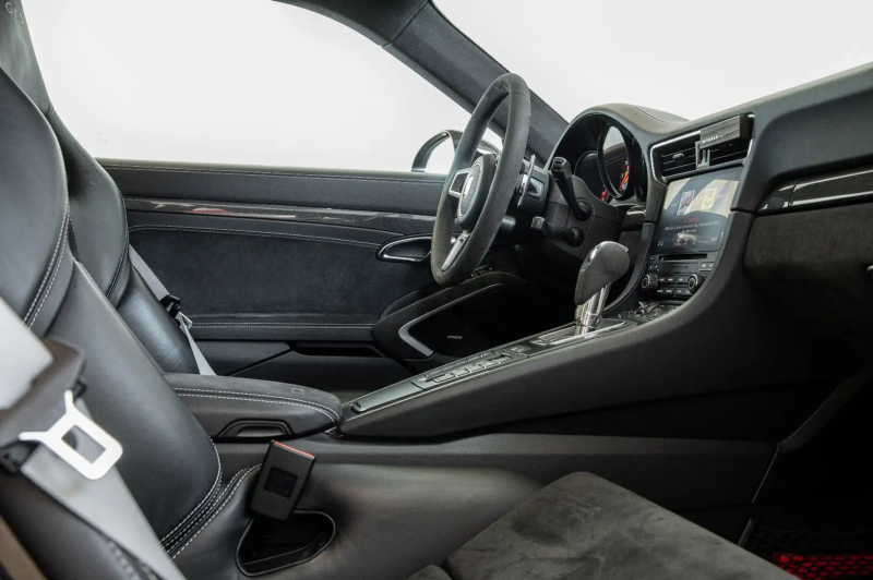 Porsche  911 991 Carrera 4 GTS