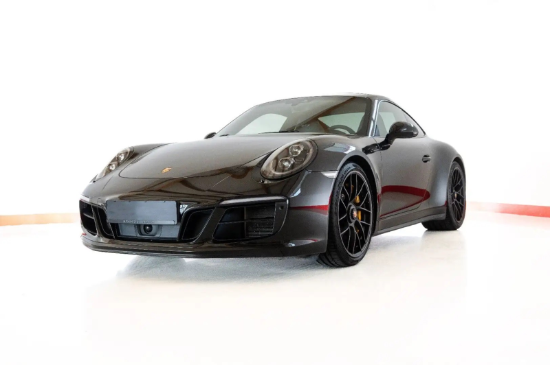 Porsche  911 991 Carrera 4 GTS