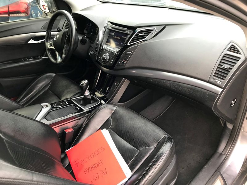 HYUNDAI i40 SW - 1.7 crdi 16V FAP 136cv PACK PREMIUM LIMITED - GARANTIE 6 MOIS