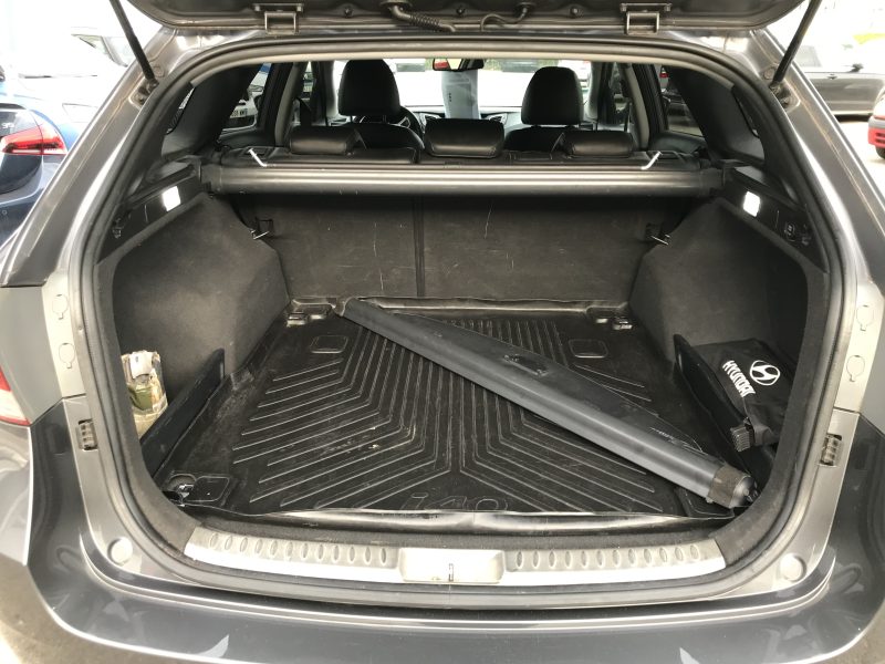 HYUNDAI i40 SW - 1.7 crdi 16V FAP 136cv PACK PREMIUM LIMITED - GARANTIE 6 MOIS