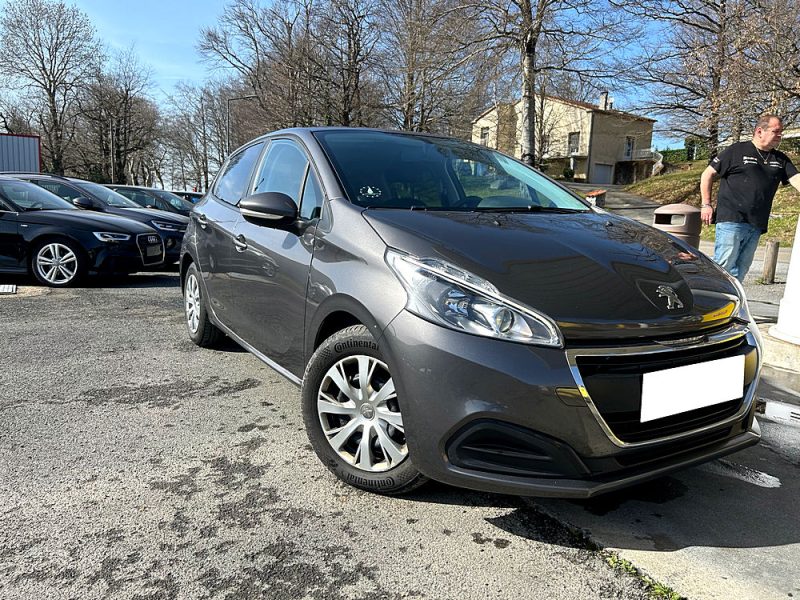PEUGEOT 208 2019