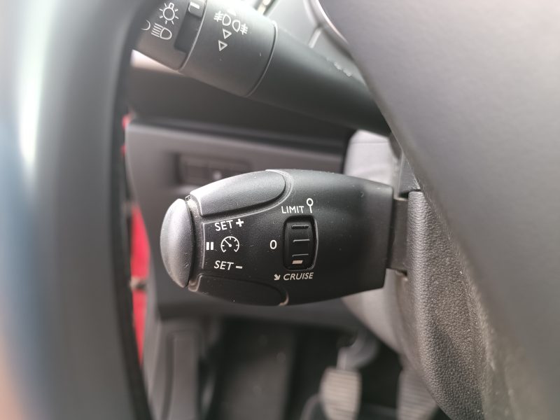 CITROËN DS3 1.2 VTi 110 cv SO IRRESISTIBLE