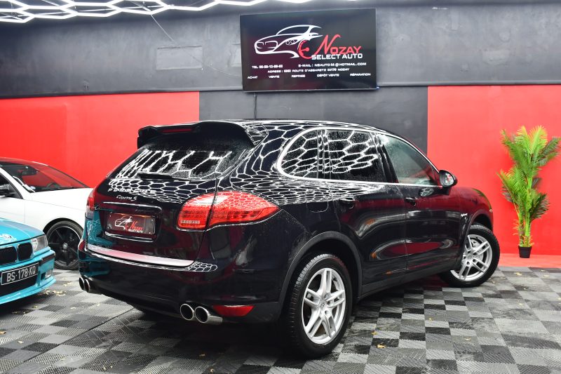 PORSCHE CAYENNE 2010