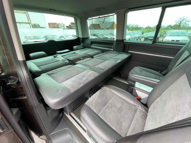 VOLKSWAGEN MULTIVAN V 2010