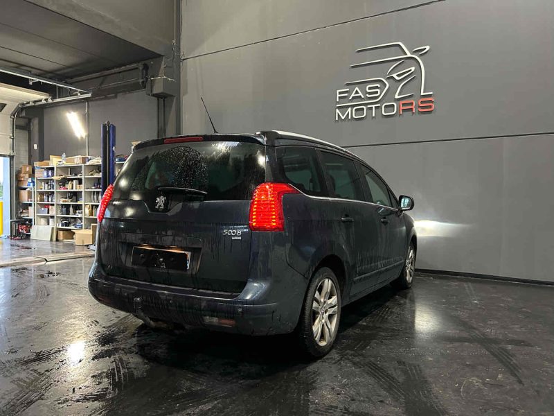Peugeot 5008 - 1.6 E-HDI 115cv - Allure - Toit Panoramique - Garantie 6 mois  