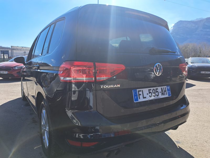 VOLKSWAGEN TOURAN 2019