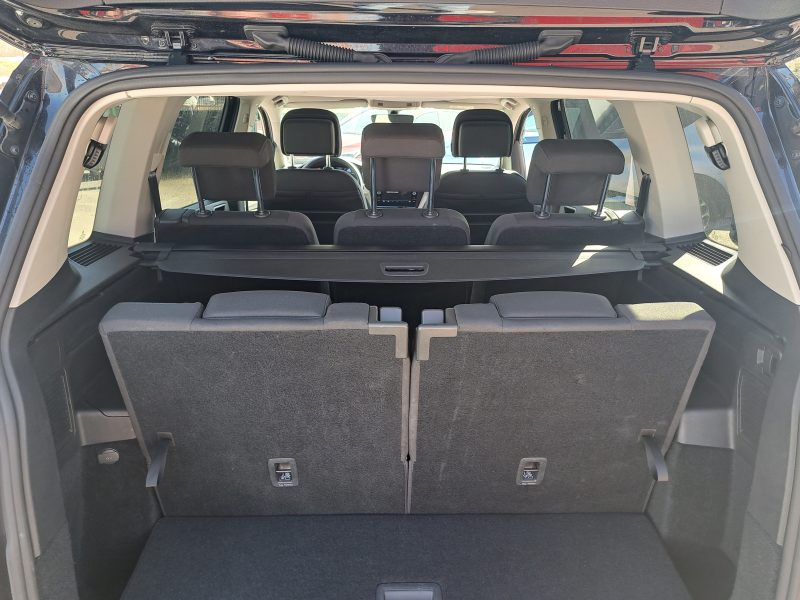 VOLKSWAGEN TOURAN 2019