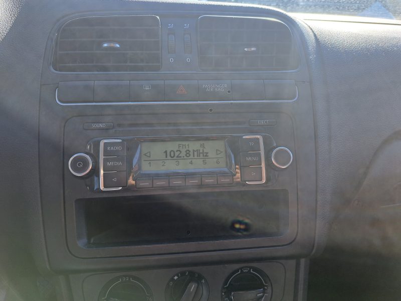 VOLKSWAGEN POLO V 2009