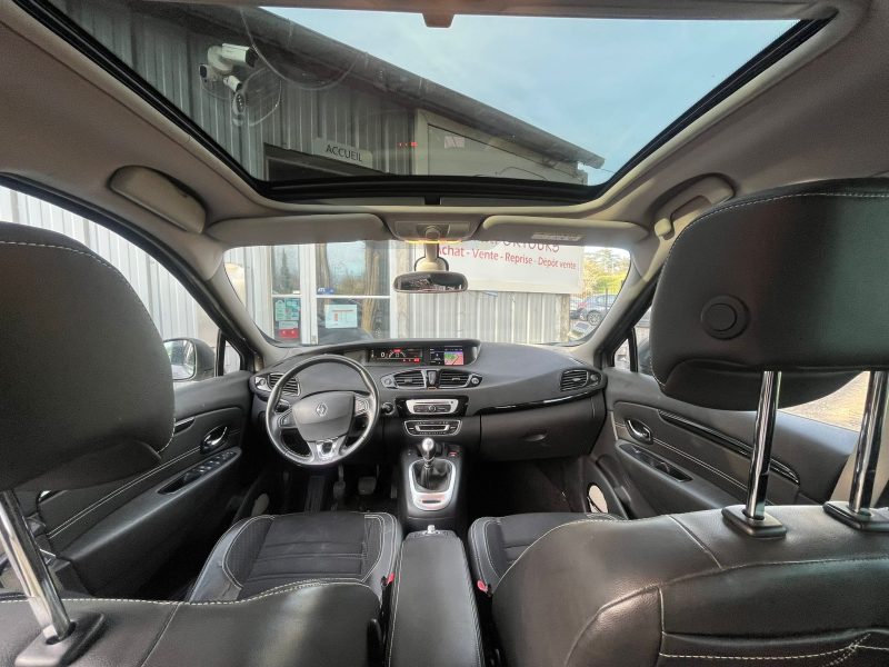 RENAULT GRAND SCÉNIC III 2016