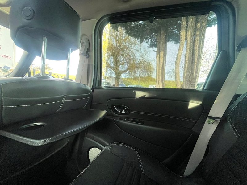 RENAULT GRAND SCÉNIC III 2016