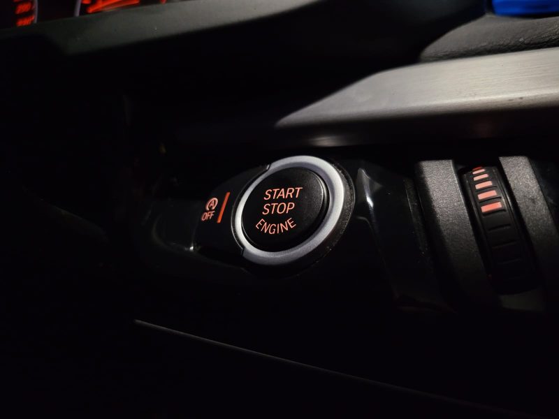 BMW X5 F15 S-Drive 25d 218cv LOUNGE PLUS TOIT OUVRANT / SIEGES CHAUFFANTS ET ELECT/ 360° KEYLESS GO 