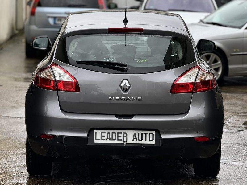 RENAULT MEGANE III  2009