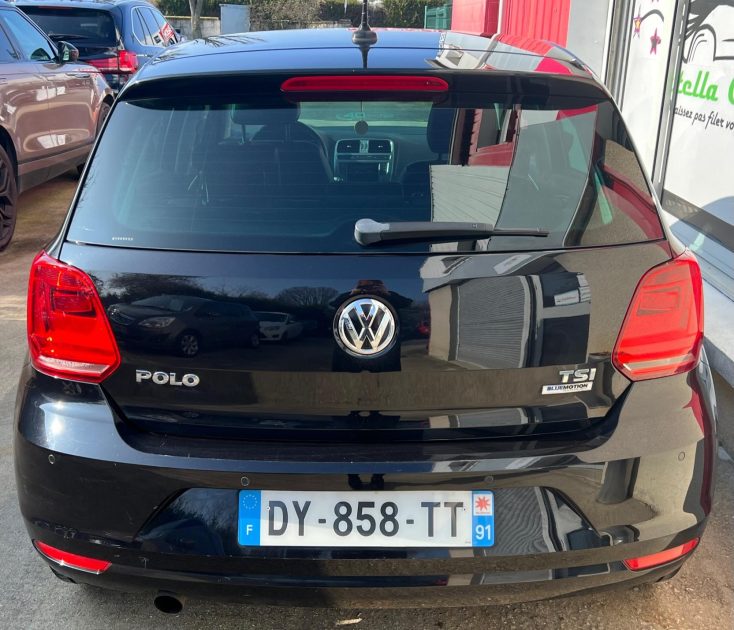 VOLKSWAGEN POLO V 2016