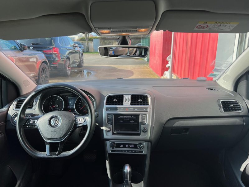 VOLKSWAGEN POLO V 2016