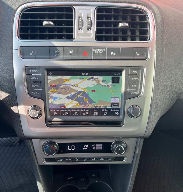 VOLKSWAGEN POLO V 2016