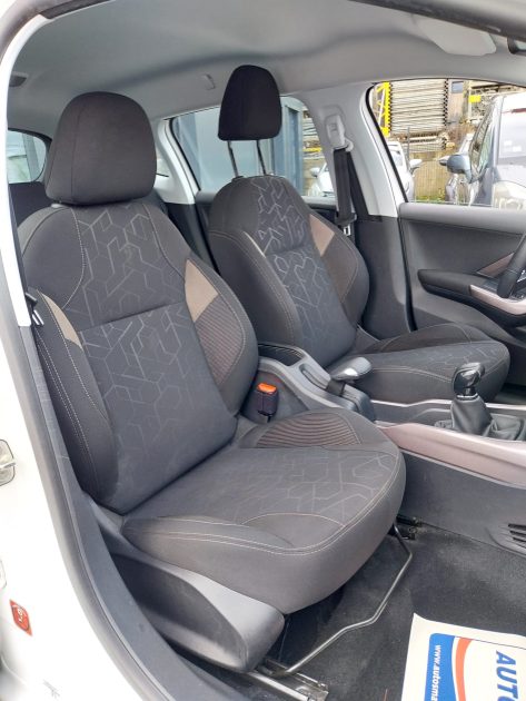 PEUGEOT 2008 1.2 Puretech 82 Active