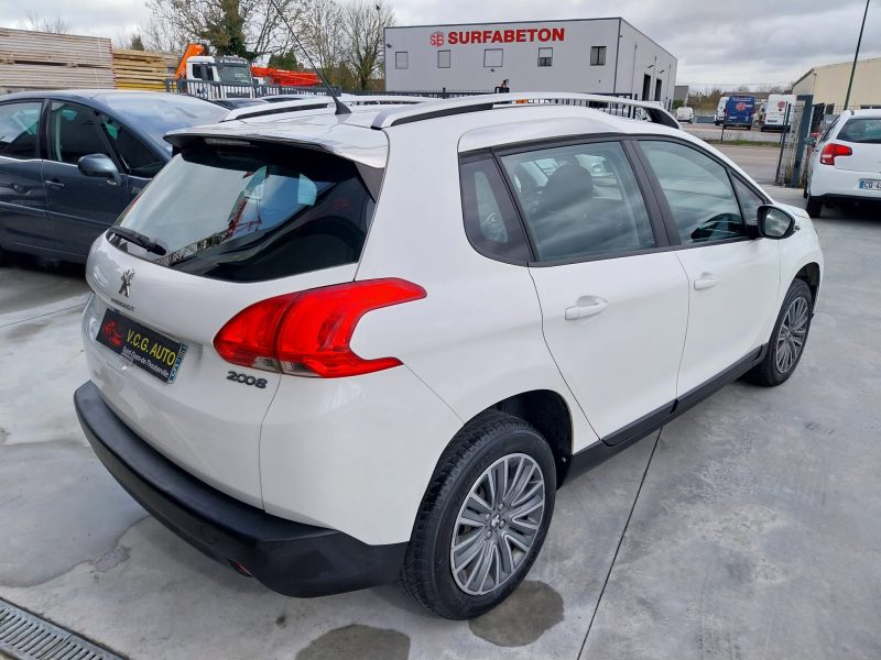 PEUGEOT 2008 1.2 Puretech 82 Active