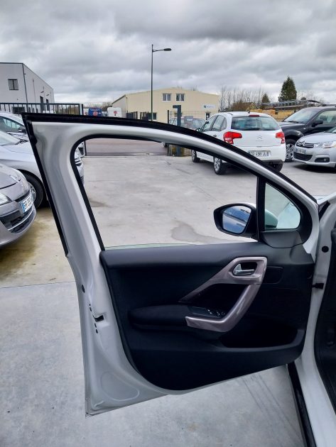 PEUGEOT 2008 1.2 Puretech 82 Active